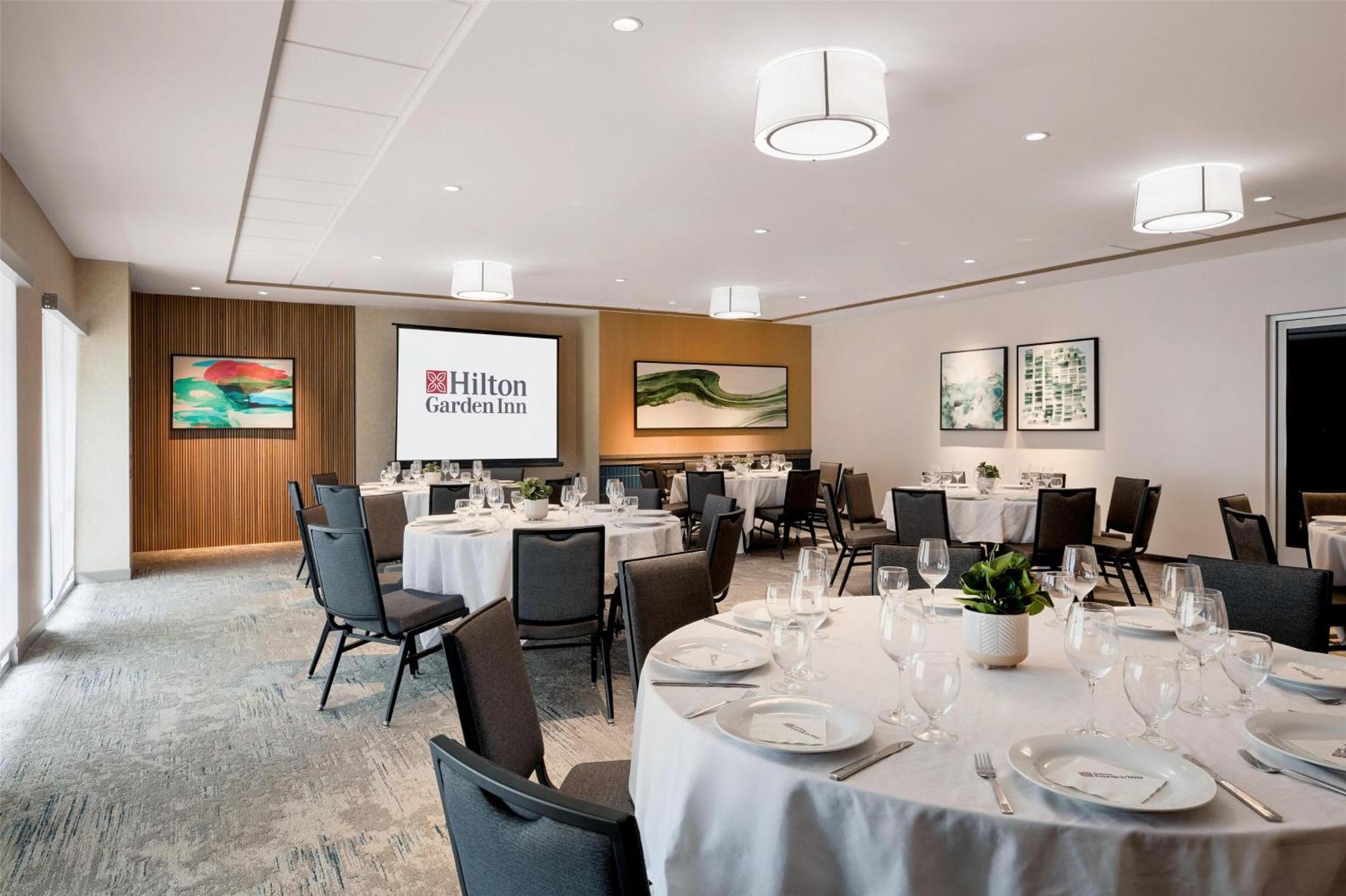 Hilton Garden Lax Angeles Airport Hotel Los Angeles