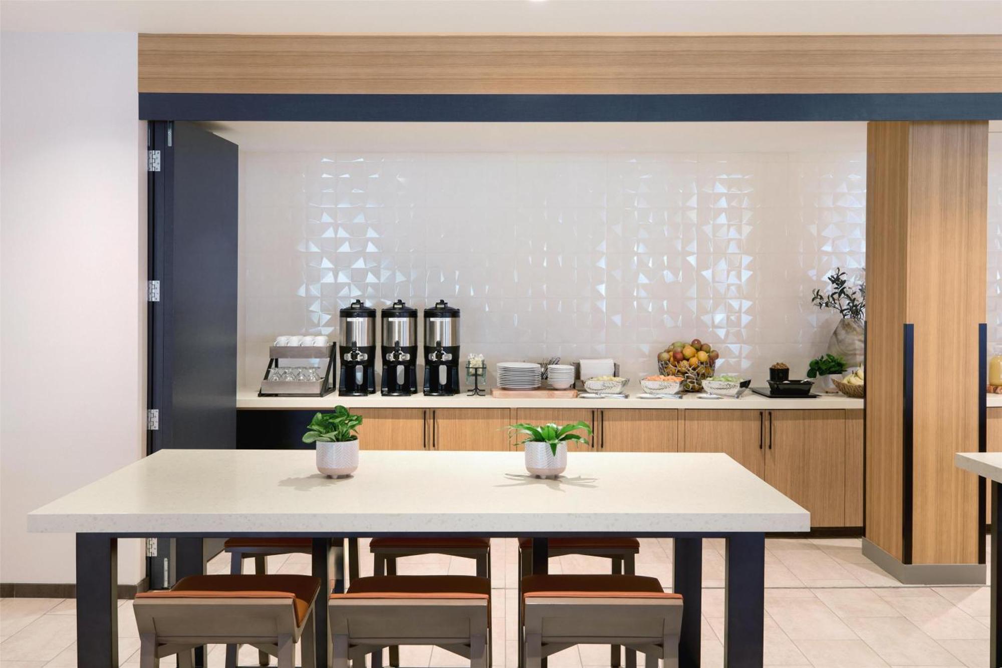 Hilton Garden Lax Angeles Airport